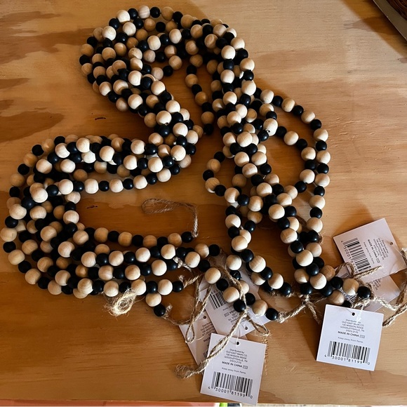 NWT! 7 pc of Beaded Garled (49” each) - Picture 1 of 6